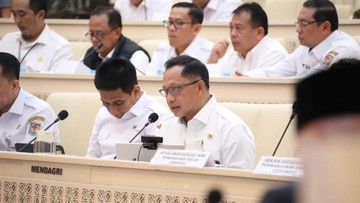 Mendagri Paparkan Langkah Strategis Sehatkan BUMD di Hadapan DPR