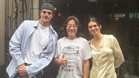 Viral Foto Kendall Jenner-Jacob Elordi Kencan di Jepang, Jajal Pizza Terkenal