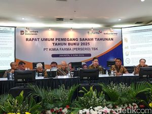 Kimia Farma Balikkan Rugi Jadi Laba Rp 123,63 M