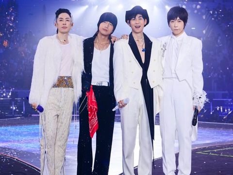 Van Ness Wu, Jerry Yan, Vic Chou, dan Ashin Mayday dalam konser F✦FOREVER di Indonesia Arena, Jakarta, Mei 2026. (B'in Music)