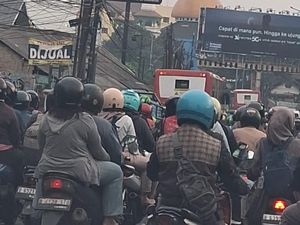 Bus TransJakarta Mogok di Ciputat, Lalin Arah Jakarta Macet 1,5 Km