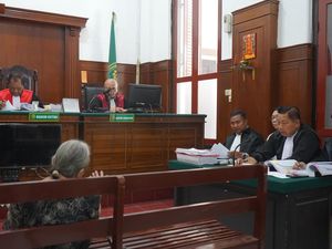 Trauma Nenek Elina Saat Diangkat 4 Orang Lalu Diusir Samuel Dkk