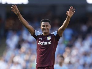 Watkins Lagi Panas-panasnya Nih