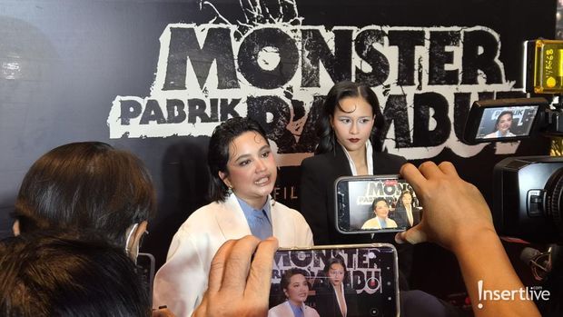 Sinopsis Film 'Monster Pabrik Rambut', Film Baru Rachel Amanda dan Iqbaal Ramadhan