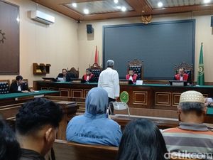 Pensiunan ASN Blora Penendang Kucing hingga Mati Divonis Kerja Sosial 20 Jam