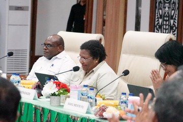 Wamendagri Dorong Percepatan Pembangunan Infrastruktur DOB Papua Tengah