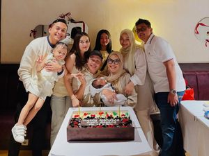 Pepet Terus! Kevin Hadiri Ultah Ayah Ayu Ting Ting