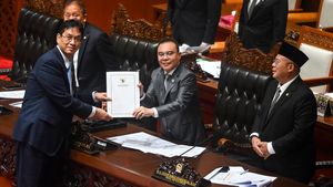 Ketok Palu! DPR Sahkan Perubahan UU P2SK Jadi Undang-Undang