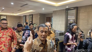 Luthfi Bakal Ubah APBD-P untuk Genjot Perbaikan Jalan di Jateng