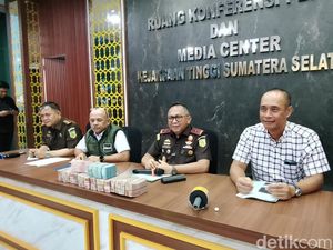 5 Pegawai KSOP Palembang Diamankan Kejati Dugaan Pemerasan Lalu Lintas Sungai