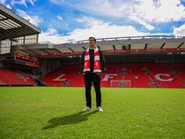 Karena Iraola Ingin Dekat dengan Fans Liverpool