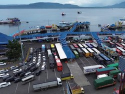Macet Horor 6 Km di Ketapang Diduga Dipicu Masalah Layanan Ini