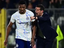 Chivu: Inter Nggak Bisa Hentikan Dumfries Gabung Madrid