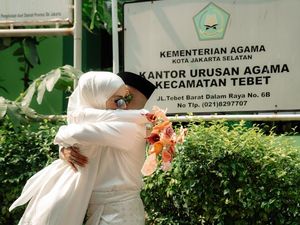Jumat Syahdu... Hassan Alaydrus Nikahi Audrey Jesslyn di KUA