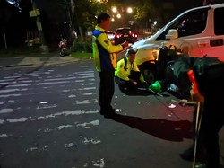 Tabrakan Vespa Vs Mobil di Dago, Pemuda 20 Tahun Tewas