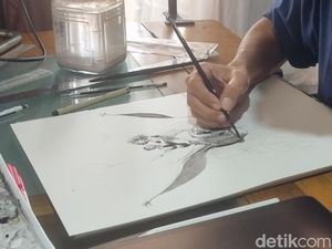 Bangganya Apri Komikus Bantul Dipercaya Jadi Penerus Komik Don Lawrence