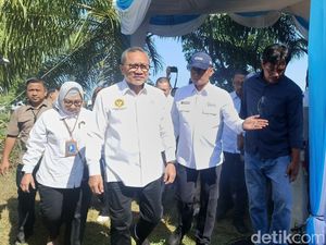 Zulhas di Kubu Raya, Bicara Stok Pupuk Subsidi hingga Harga Gabah