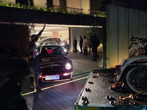 Porsche hingga Moge Diangkut KPK Usai 6 Jam Geledah Rumah Silmy Karim