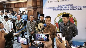 Jateng Jadi Wilayah Pertama Bakal Sisipkan Materi Koperasi di Sekolah