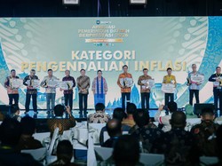Ahmad Luthfi Bawa Jateng Raih Penghargaan Pengendalian Inflasi