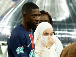 Sosok Istri Ousmane Dembele, Hijaber Anti-WAGs yang Jarang Menampilkan Wajah