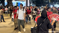Video GBK Diserbu Suporter untuk Dukung Timnas Indonesia Vs Oman