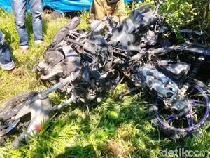 Acara Adat di Flores Timur Ricuh gegara Dendam Lama, 3 Motor Dirusak-Dibakar