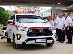 Toyota Sumbang 3 Ambulans untuk Rumah Sakit di Aceh