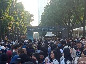 Lautan EXO-L di Indonesia Arena
