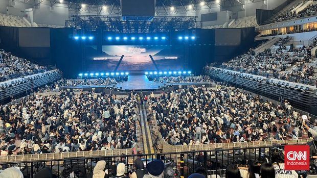 Exo membuka konser dua hari mereka di Jakarta dengan pesan rindu kepada EXO-L Indonesia, Jakarta (6/6) Boy band Exo membuka konser dua hari mereka di Indonesia Arena, Senayan, Jakarta, Sabtu (6/6/2026)