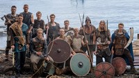 Foto Tak Biasa Timnas Norwegia: Haaland Cs Gagah Berdandan ala Viking