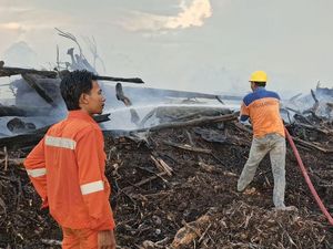 Api di Kobar Meningkat, Hampir 100 Hektare Lahan Terbakar