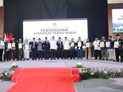 ATR/BPN Serahkan 1.029 Sertifikat Tanah Wakaf ke Badan Hukum Keagamaan