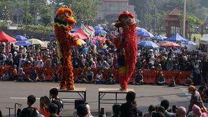 Warga Bogor Tumpah Ruah, Atraksi Liong dan Barongsai Sedot Perhatian