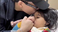 Azzura Jatuh dari Ketinggian, Aurel Hermansyah: Hari Terburukku Jadi Ibu