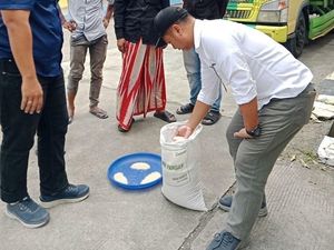 Warga Keluhkan Kualitas, BULOG Akan Ganti Beras Bantuan di Bangkalan