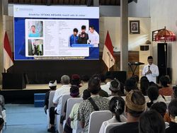 Di Depan Prabowo, Mensos Lapor Pembangunan 93 Gedung Permanen Sekolah Rakyat
