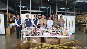Penampakan Gudang Tangerang yang Digerebek BPOM, Simpan Kosmetik Ilegal Senilai Rp 27 M