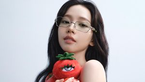 Gaya Edgy Karina aespa Jadi BA Gentle Monster, Gantikan Jennie BLACKPINK