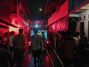 Gegara Korsleting, Rumah 5 KK di Palmerah Jakbar Terbakar