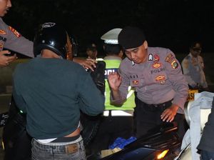 4 Pria di Jakbar Terjaring Razia Polisi, Terciduk Bawa Tramadol hingga Sabu