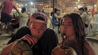 So Sweet! Potret Justin Hubner Kulineran Seru bersama Jennifer Coppen