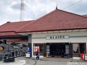 Emak-emak Terjatuh dari KA di Stasiun Klaten