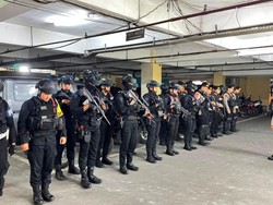Patroli Brimob Polda Metro Gagalkan Balap Liar di Jaktim Dini Hari