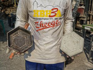 Dari Sampah Jadi Berkah, Cangkang Kerang Hijau Disulap Jadi Paving Block