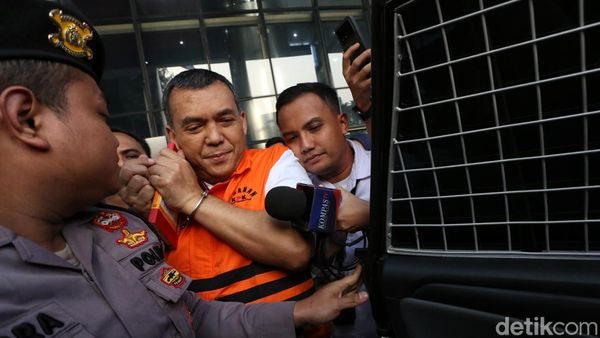 Digelandang ke KPK, Silmy Karim Jalani Pemeriksaan Perdana Kasus Izin Tinggal WNA