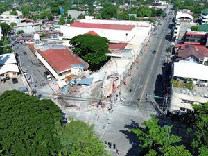 Video: Saat Siswa SD Filipina Terguncang Akibat Gempa, Atap Sampai Roboh!