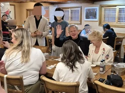 CEO Nvidia Puas Makan Ayam Goreng Korea, Langsung Traktir Satu Restoran!
