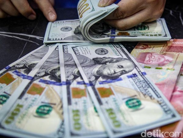 Kian Perkasa, Dolar AS Gencet Rupiah ke Rp 18.200