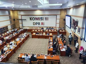 Legislator Usul Usia Pensiun Polri Dibedakan: Jenjang Jenderal 61-63 Tahun